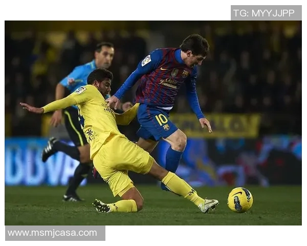 皇马主席佩雷斯暗示留队梅西不现实,引发西甲转会传闻 皇马主席佩雷斯暗示留队梅西不现实,引发西甲转会传闻